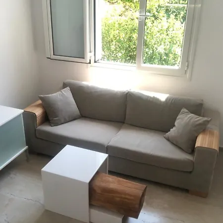 بيت للعطل Beautiful Modern Apartment 10Mins From The Beach *