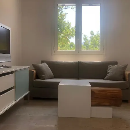 Beautiful Modern Apartment 10Mins From The Beach Hébergement de vacances