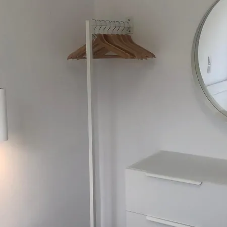 Beautiful Modern Apartment 10Mins From The Beach Hébergement de vacances *